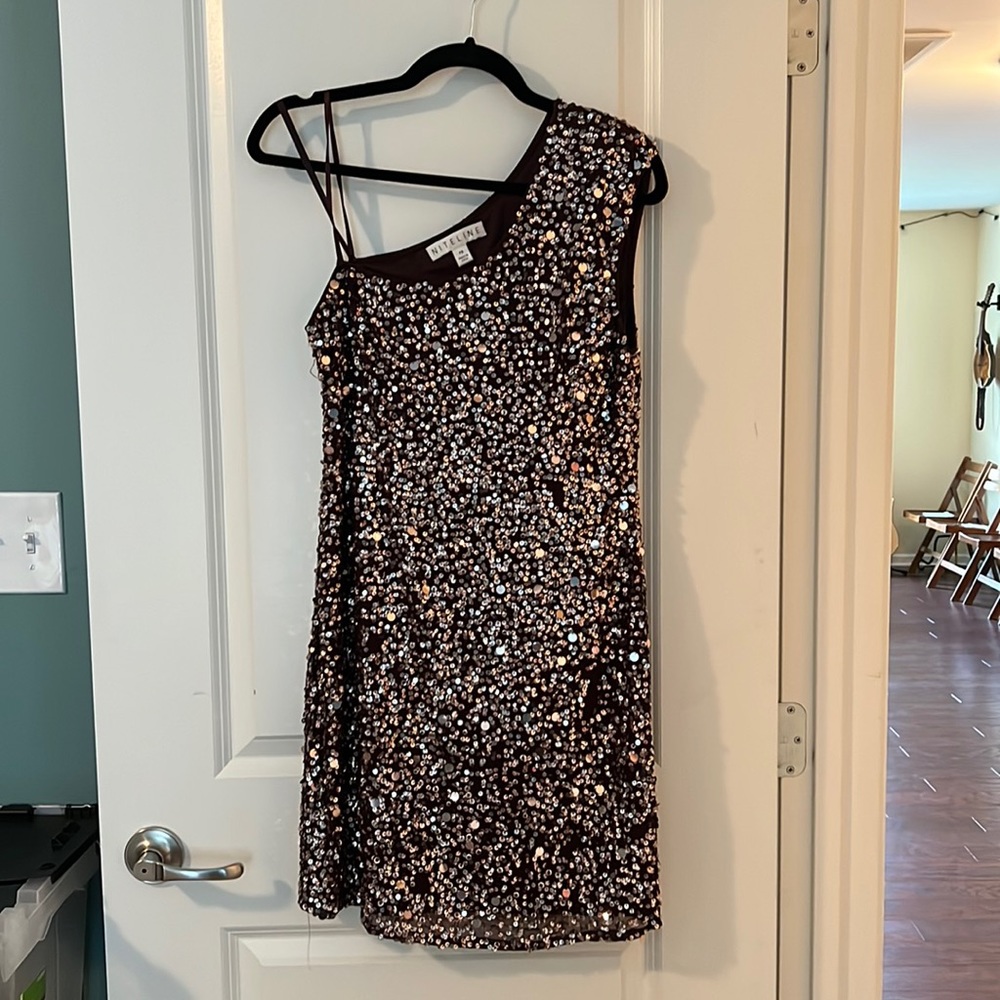 Gorgeous Women’s Niteline One Shoulder Sequin/Sparkle Dress Brown Size 8P